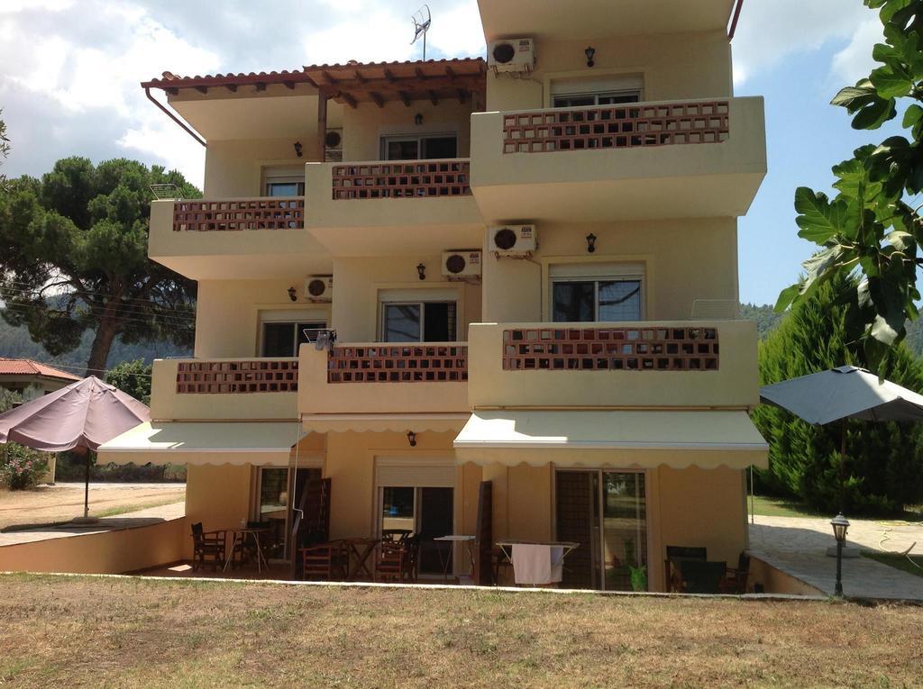 Elena Apartments Nikiti  Buitenkant foto