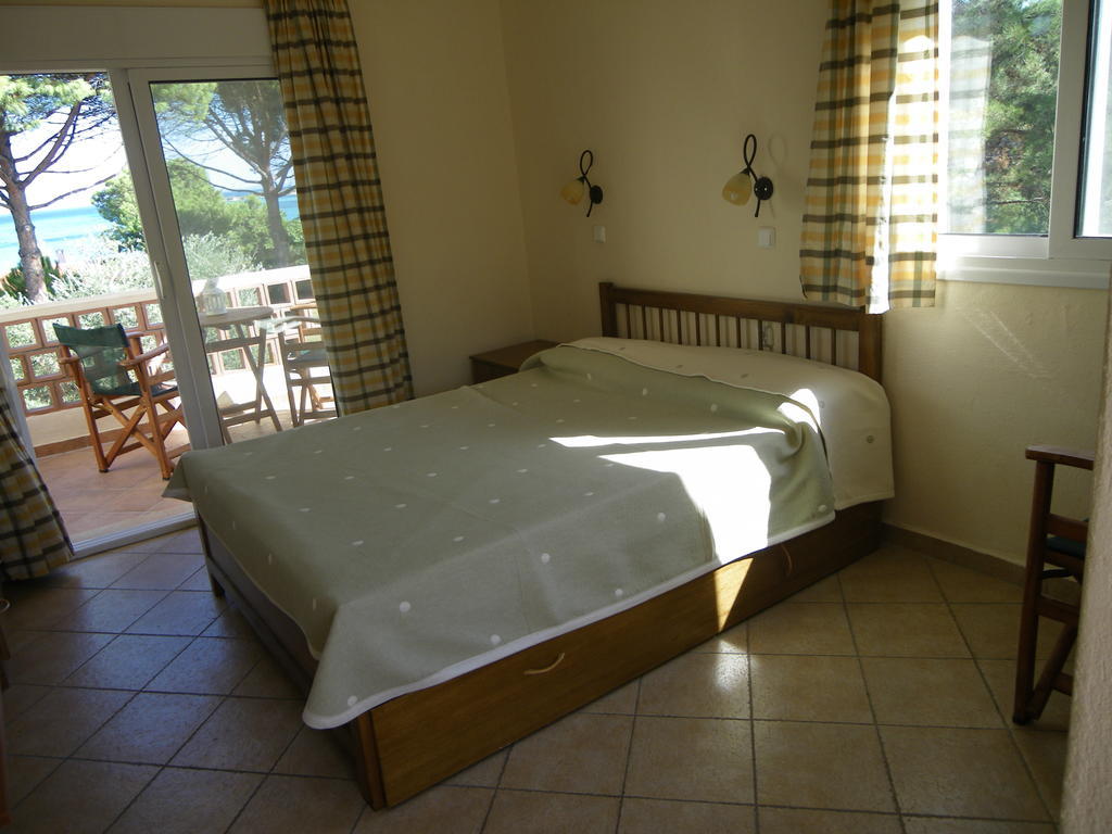 Elena Apartments Nikiti  Buitenkant foto