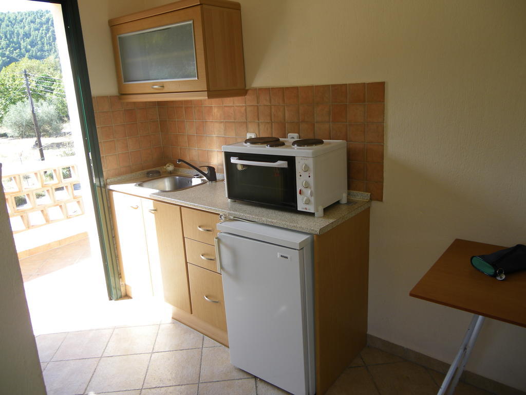 Elena Apartments Nikiti  Buitenkant foto